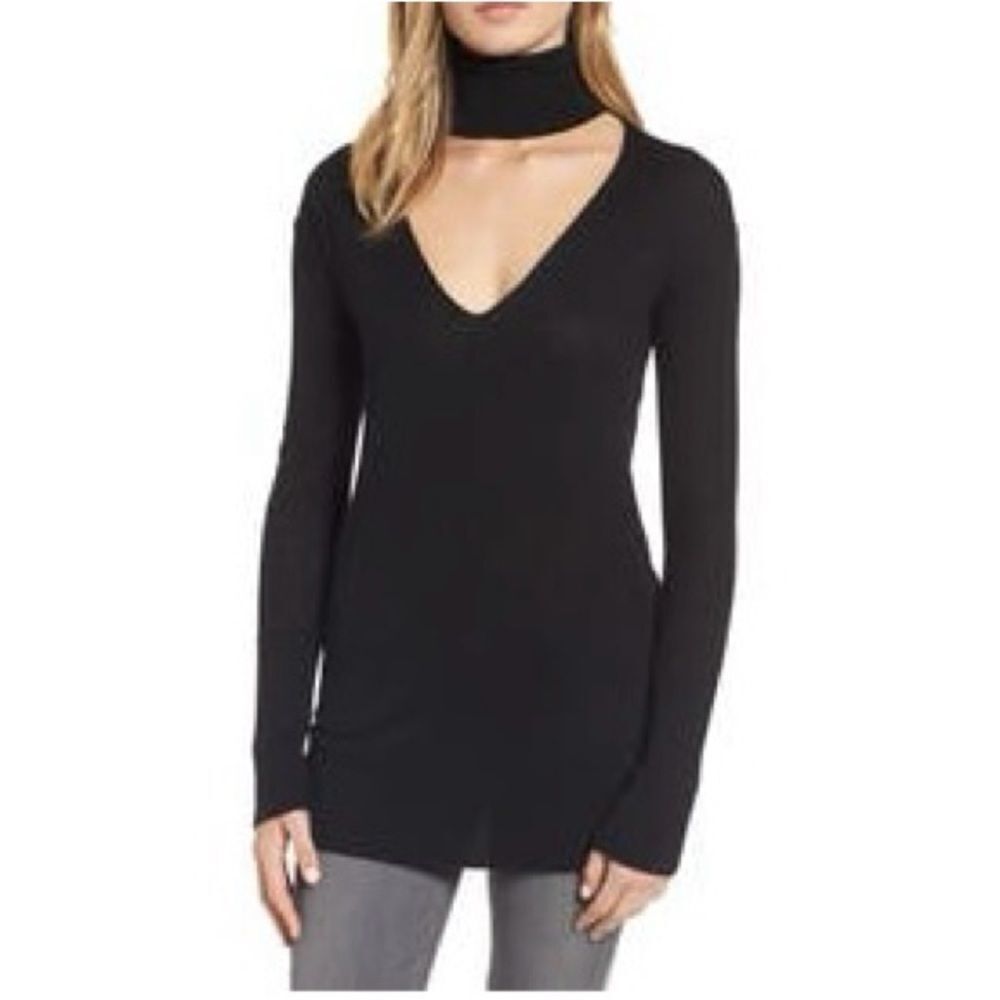 TROUVE Keyhole Sweater